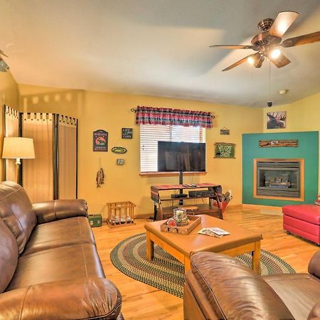 Rustic Cabin With Deck About 4 Mi To Old Town Flagstaff! Екстер'єр фото